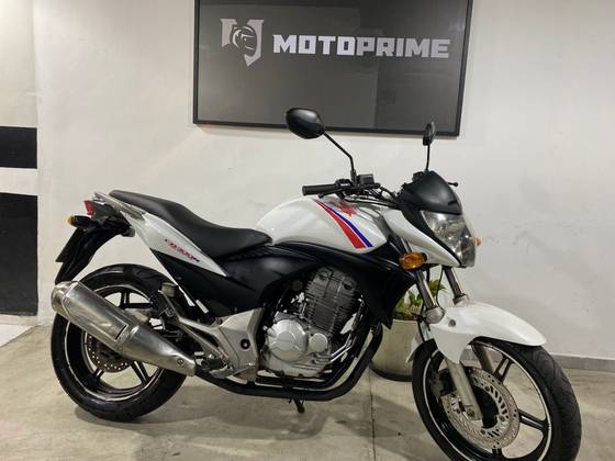 HONDA CB 300R HONDA CB 300R